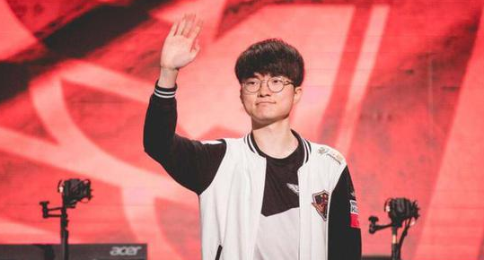 她利用精准 她利用精准