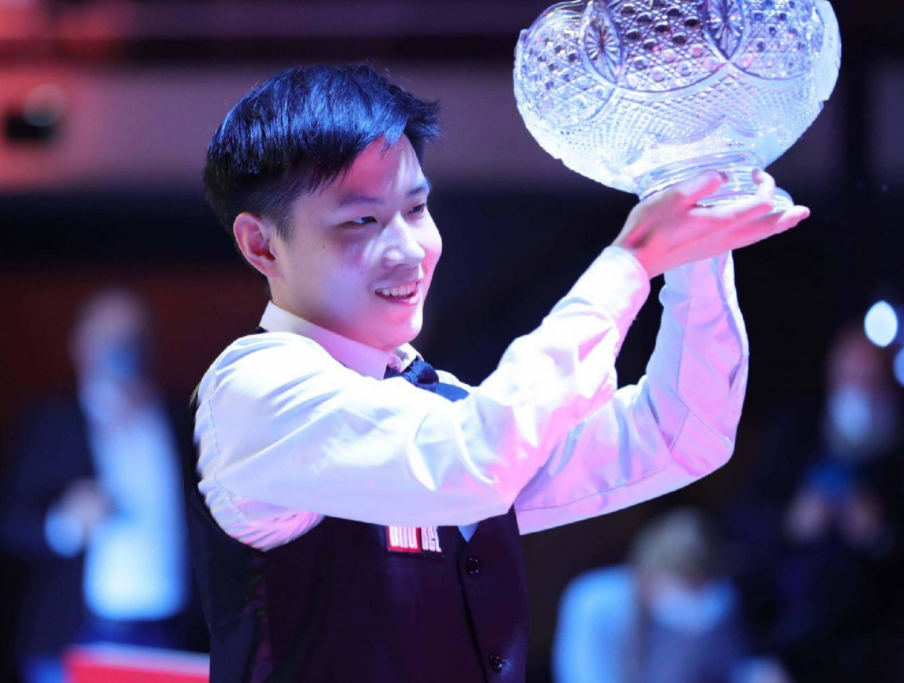 数球迷的热 数球迷的热