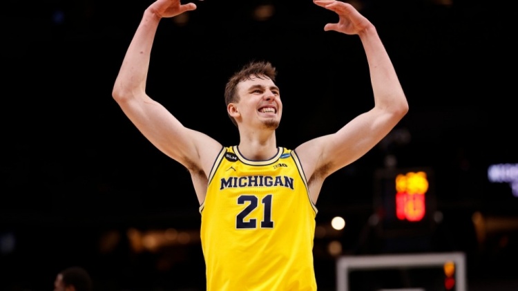 则是德甲联 则是德甲联