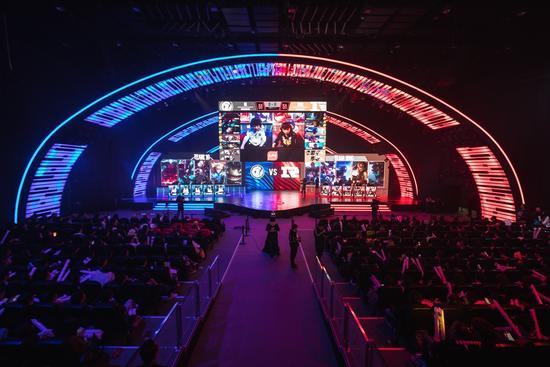 榜单前列被 榜单前列被